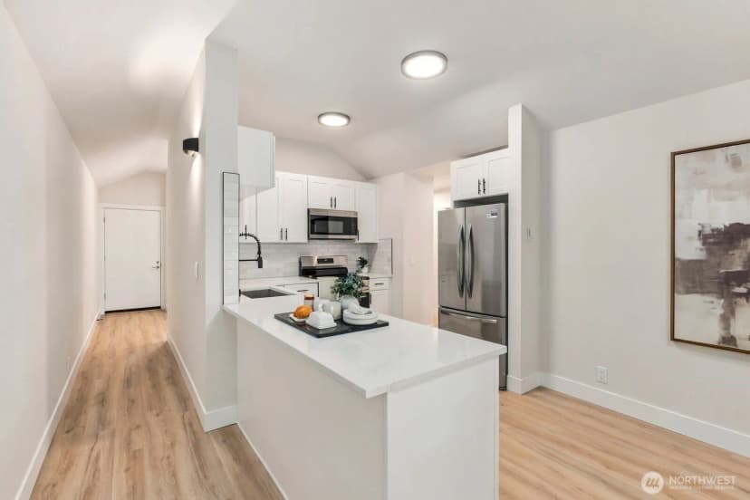 Property photo for 1024 5th Avenue S #a301, Edmonds photo 10