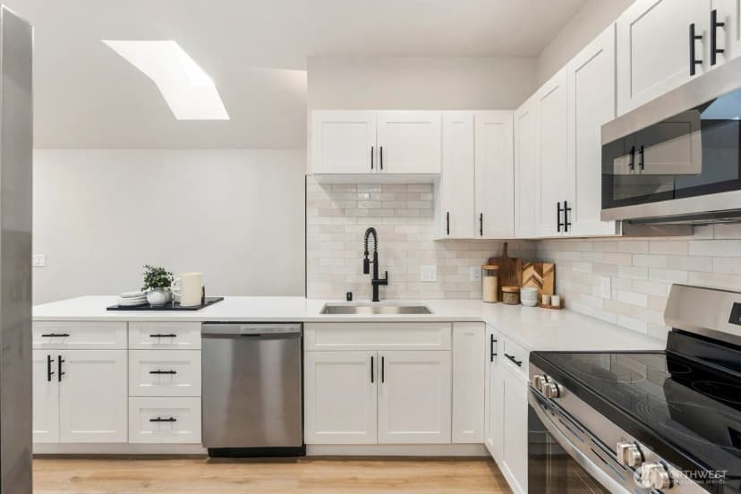Property photo for 1024 5th Avenue S #a301, Edmonds photo 14