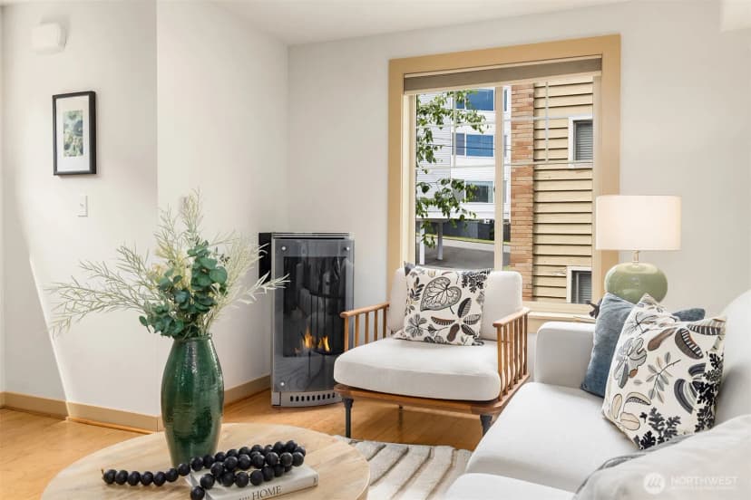 Property photo for 916 N 73rd Street #a, Seattle photo 13