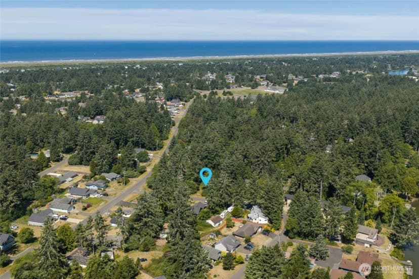 Property photo for 422 430 Mud Hen Loop Se, Ocean Shores photo 4
