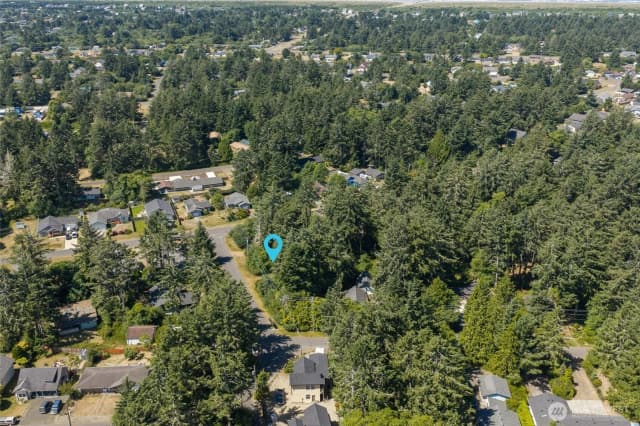 Property photo for 422 430 Mud Hen Loop Se, Ocean Shores photo 2