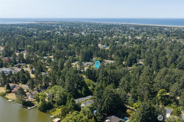 Property photo for 422 430 Mud Hen Loop Se, Ocean Shores photo 3