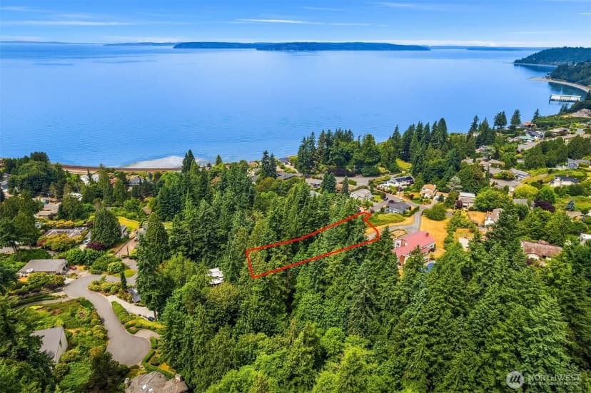 Property photo for 8036 Cyrus Place, Edmonds photo 6