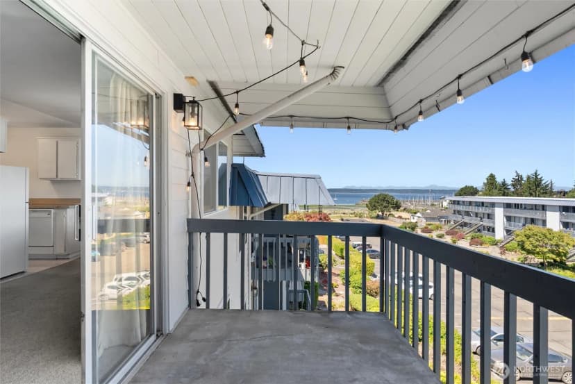 Property photo for 23007 Marine View Drive S #b305, Des Moines photo 16