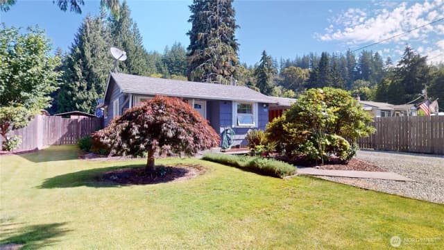 Property photo for 521 E Magnolia Avenue, Burlington