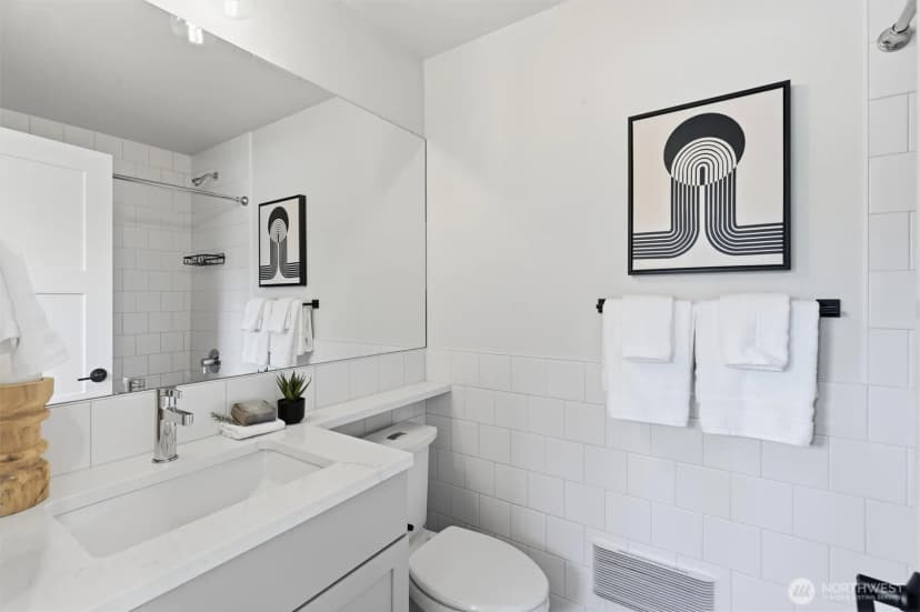 Property photo for 2109 Ne 83rd Street, Seattle photo 15