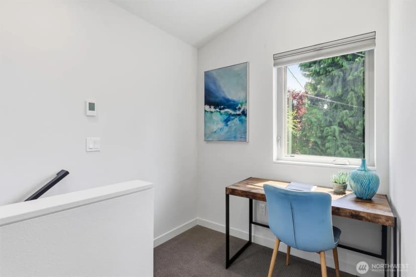 Property photo for 2109 Ne 83rd Street, Seattle photo 9