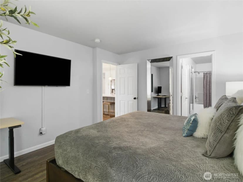 Property photo for 6924 Jericho Lane Sw, Olympia photo 23