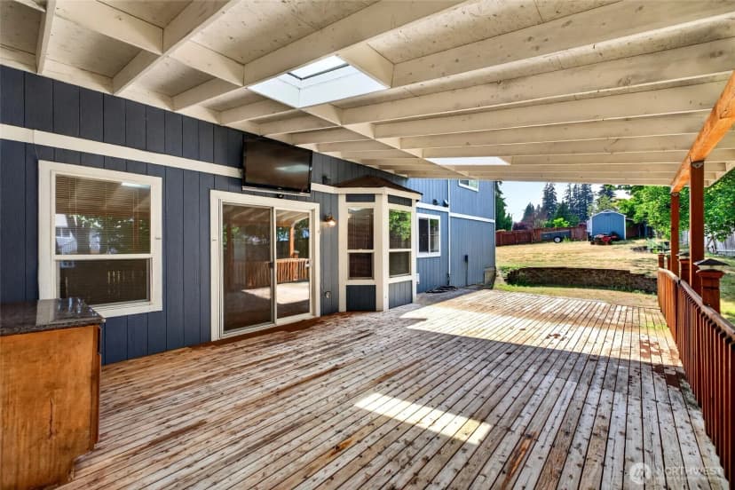 Property photo for 21415 116th Street E, Bonney Lake photo 4