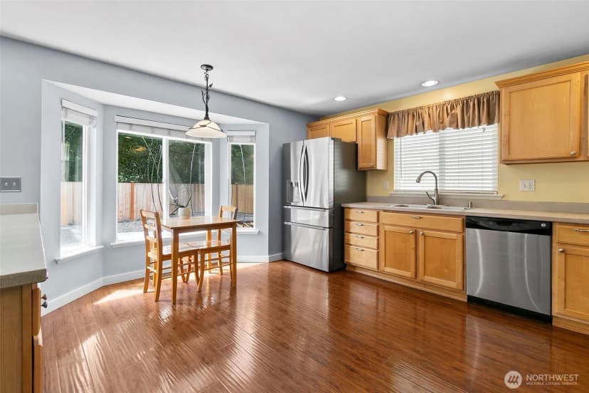 Property photo for 23929 Se 249th Street, Maple Valley photo 6