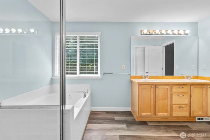 Property photo for 23929 Se 249th Street, Maple Valley photo 32