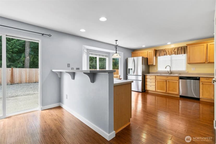 Property photo for 23929 Se 249th Street, Maple Valley photo 7