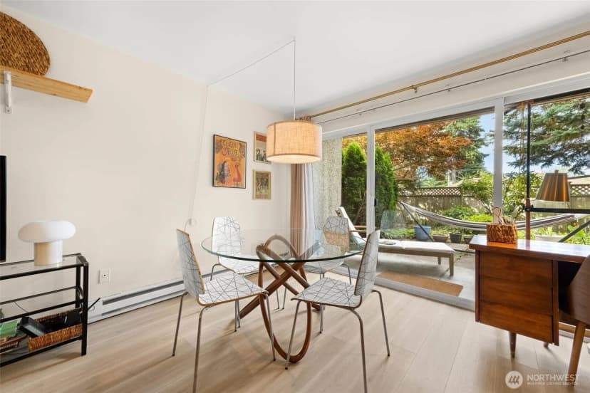 Property photo for 11515 Greenwood Avenue N #h, Seattle photo 10