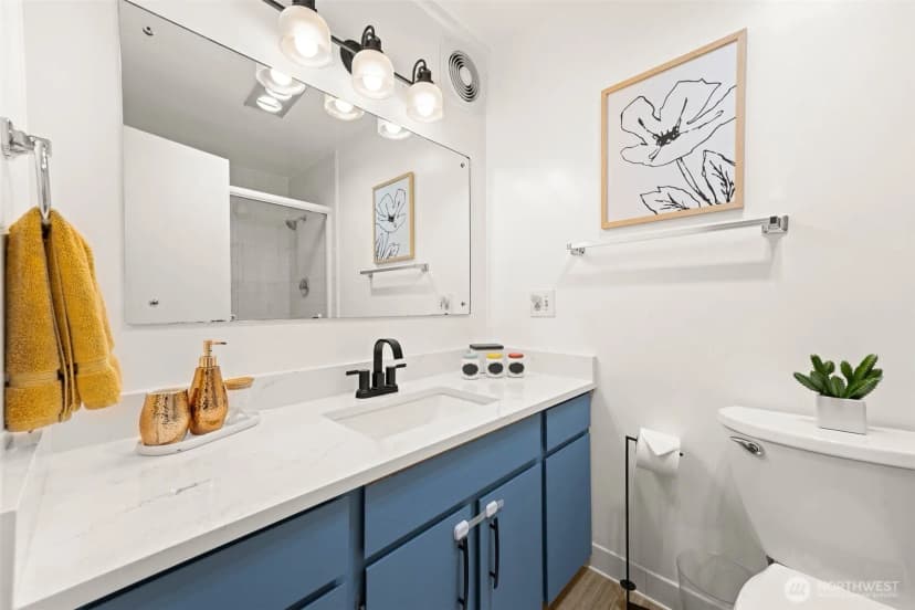 Property photo for 11515 Greenwood Avenue N #h, Seattle photo 22