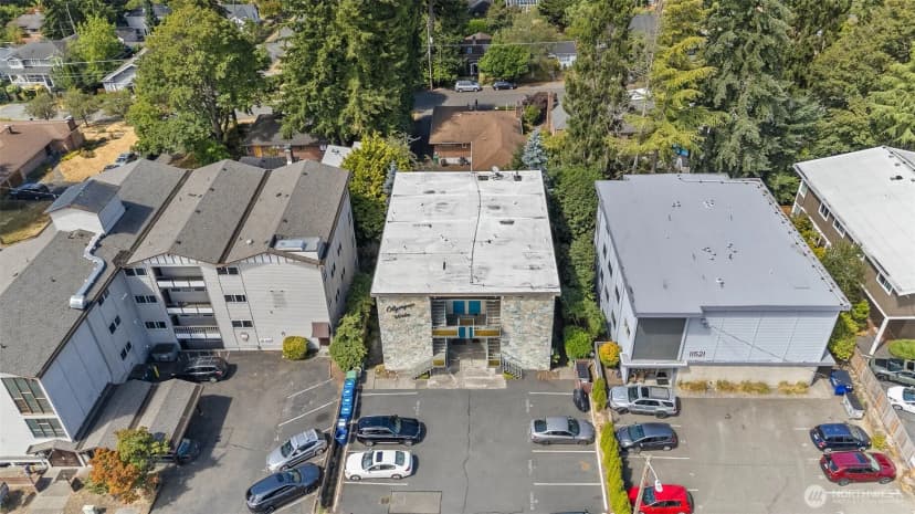 Property photo for 11515 Greenwood Avenue N #h, Seattle photo 34