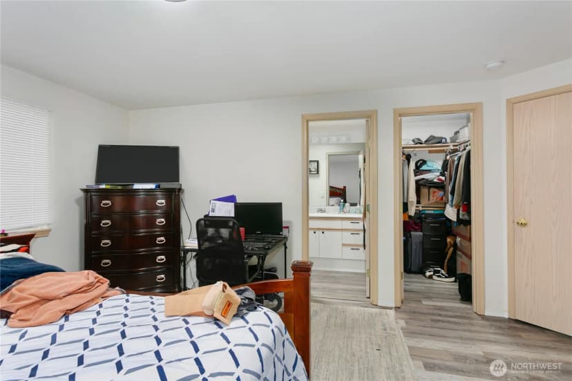 Property photo for 12702 -12704 119th Street Ct E, Puyallup photo 15