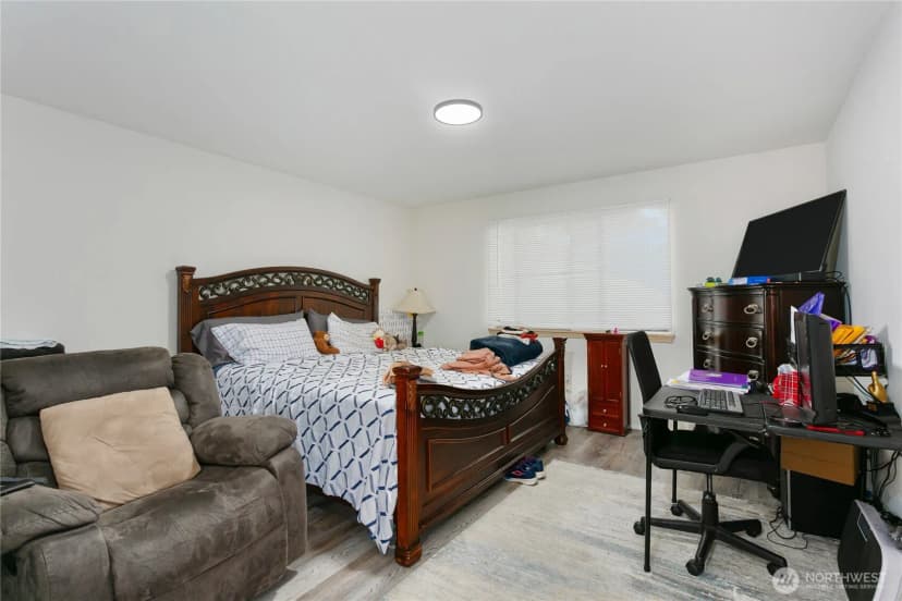Property photo for 12702 -12704 119th Street Ct E, Puyallup photo 14