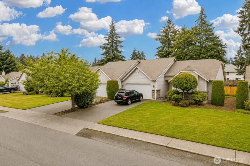 Property photo for 12702 -12704 119th Street Ct E, Puyallup photo 3