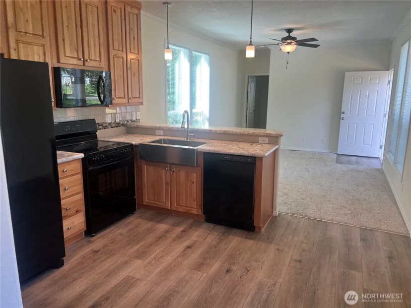 Property photo for 3371 Se Bielmeier Road #91, Port Orchard photo 5