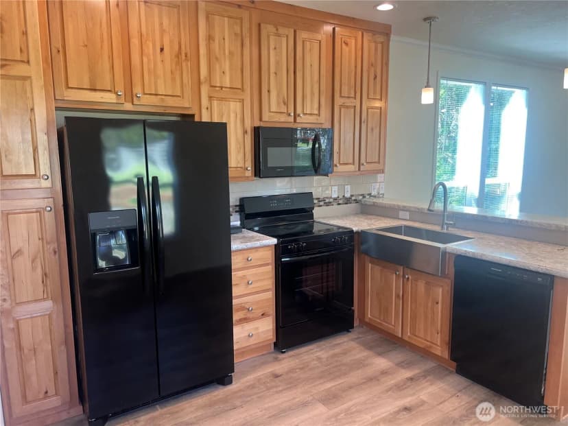 Property photo for 3371 Se Bielmeier Road #91, Port Orchard photo 2