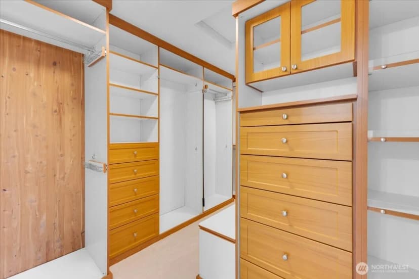 Property photo for 21119 Se 5th St, Sammamish photo 37
