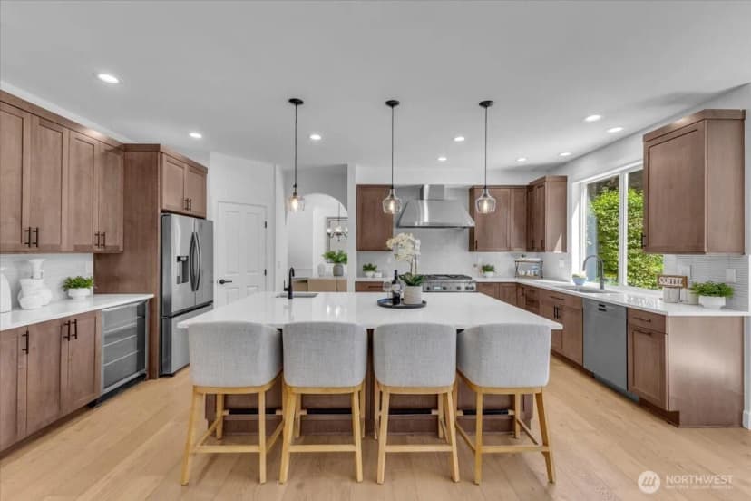 Property photo for 21119 Se 5th St, Sammamish photo 13