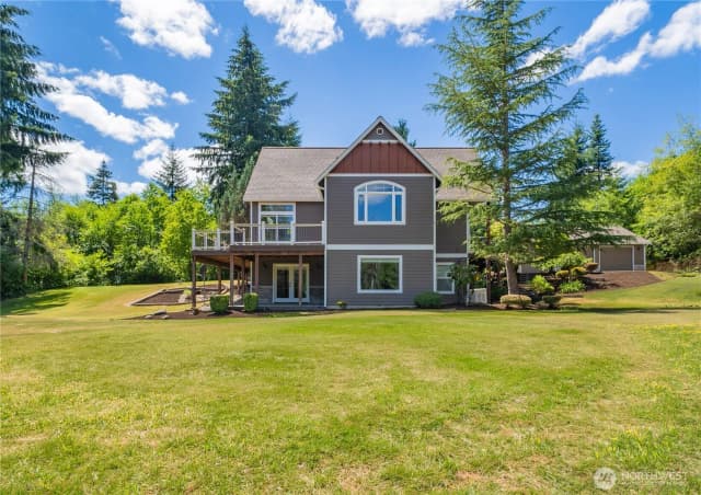 Property photo for 402 Troy Drive Se, Centralia