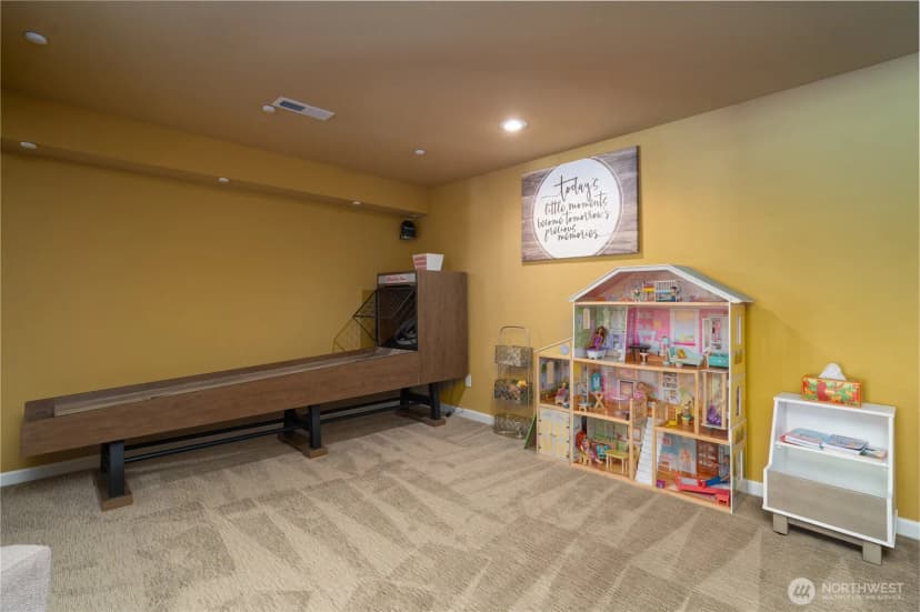 Property photo for 402 Troy Drive Se, Centralia photo 40