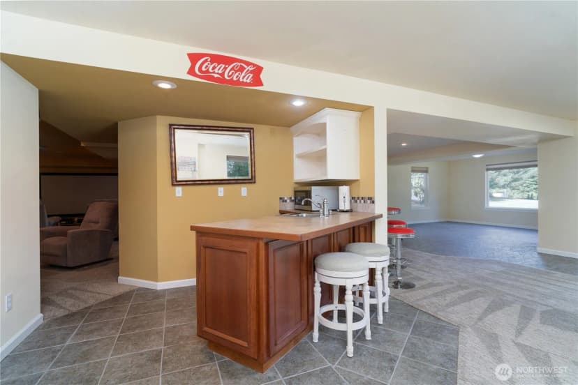 Property photo for 402 Troy Drive Se, Centralia photo 38