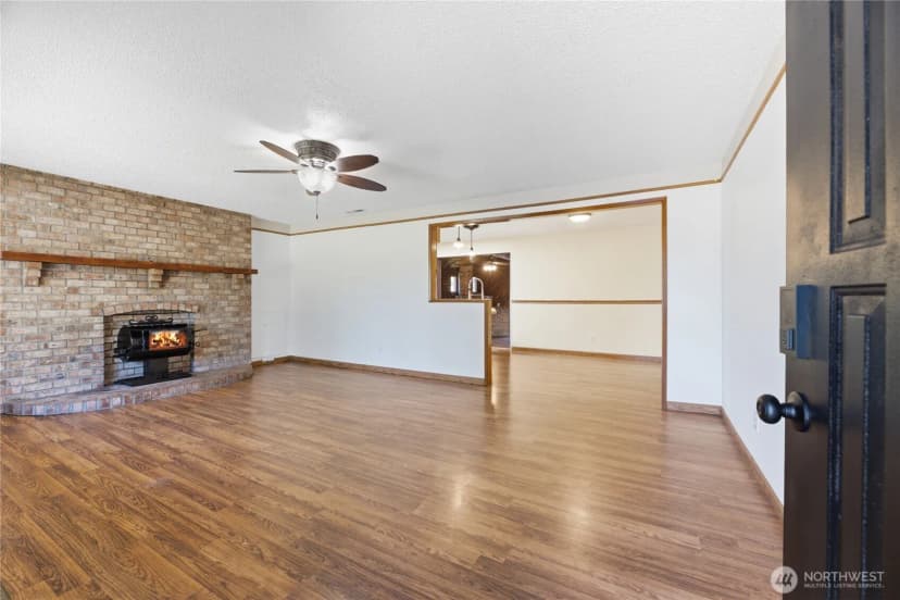 Property photo for 506 Calistoga Street W, Orting photo 23