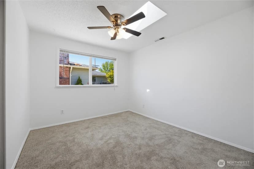 Property photo for 506 Calistoga Street W, Orting photo 29