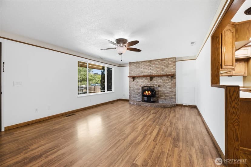 Property photo for 506 Calistoga Street W, Orting photo 24