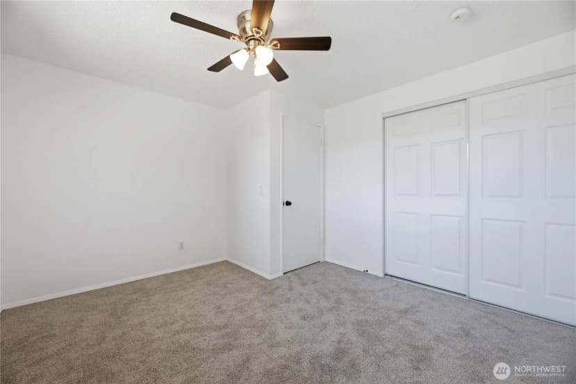 Property photo for 506 Calistoga Street W, Orting photo 33
