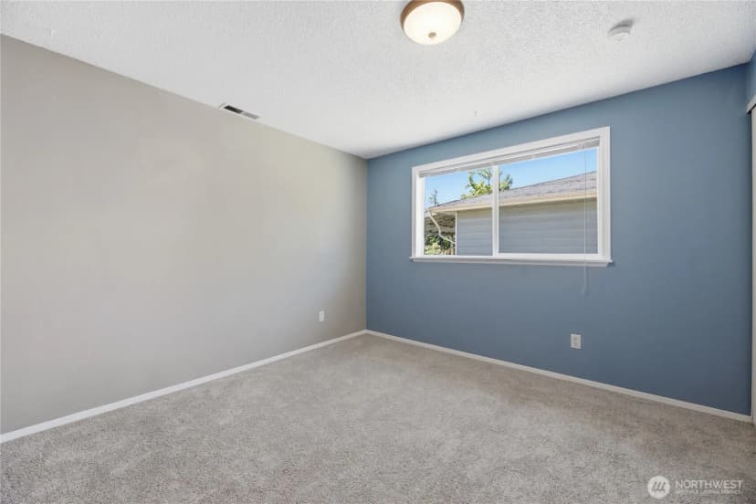 Property photo for 506 Calistoga Street W, Orting photo 30