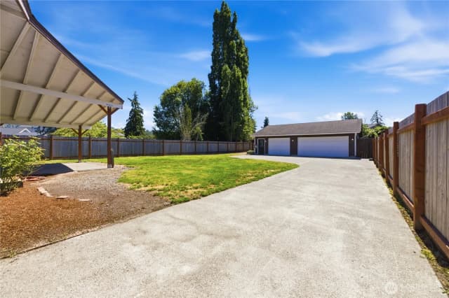 Property photo for 506 Calistoga Street W, Orting photo 2