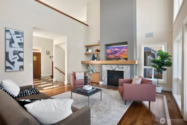 Property photo for 3021 70th Avenue Se, Mercer Island photo 5