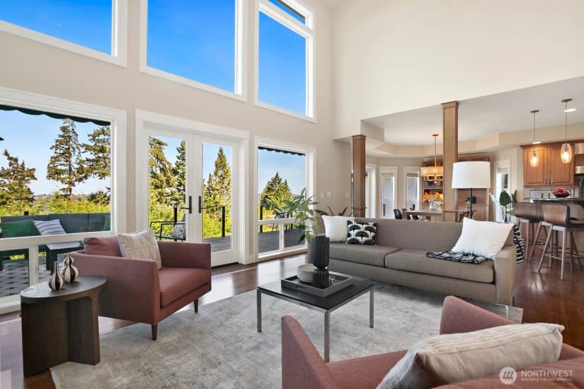 Property photo for 3021 70th Avenue Se, Mercer Island photo 9