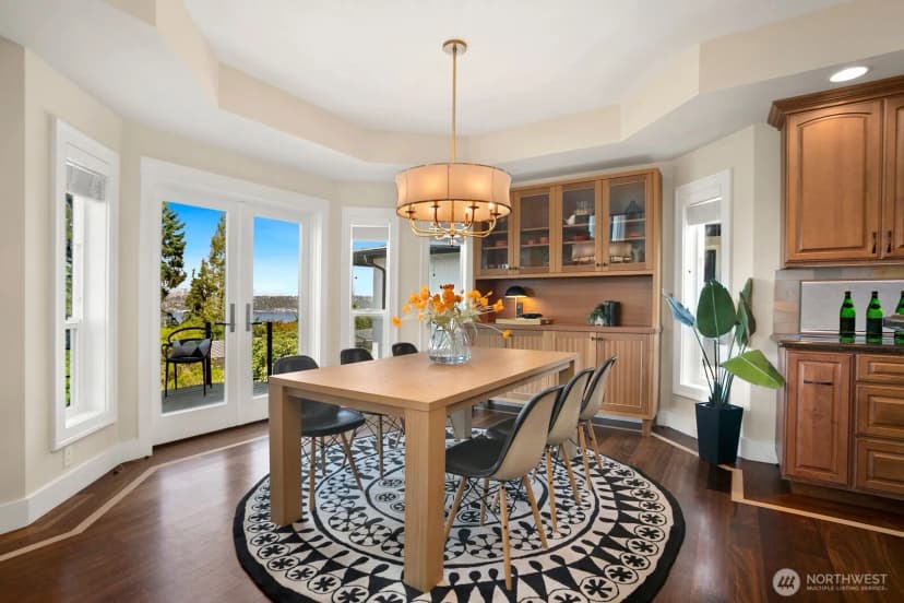 Property photo for 3021 70th Avenue Se, Mercer Island photo 13