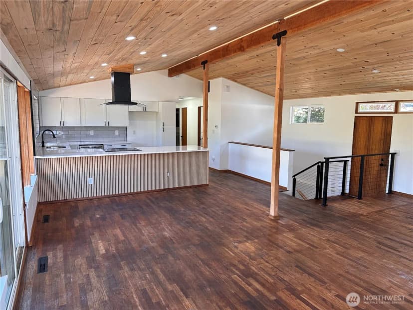 Property photo for 3219 Halverson Avenue, Bremerton photo 8