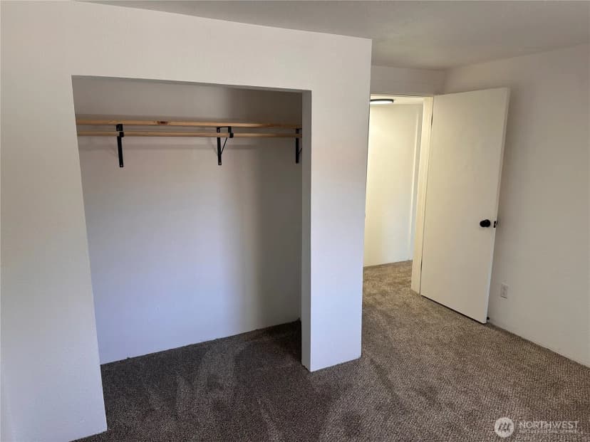 Property photo for 3219 Halverson Avenue, Bremerton photo 24