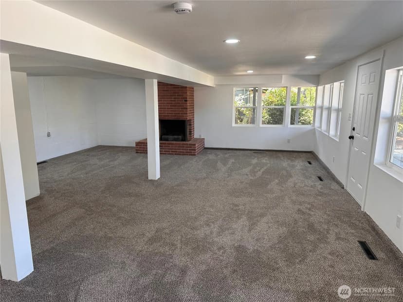Property photo for 3219 Halverson Avenue, Bremerton photo 19