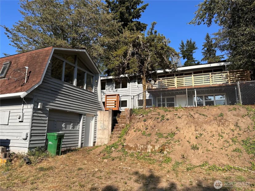 Property photo for 3219 Halverson Avenue, Bremerton photo 38