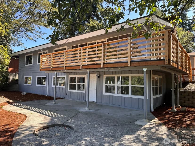 Property photo for 3219 Halverson Avenue, Bremerton photo 31