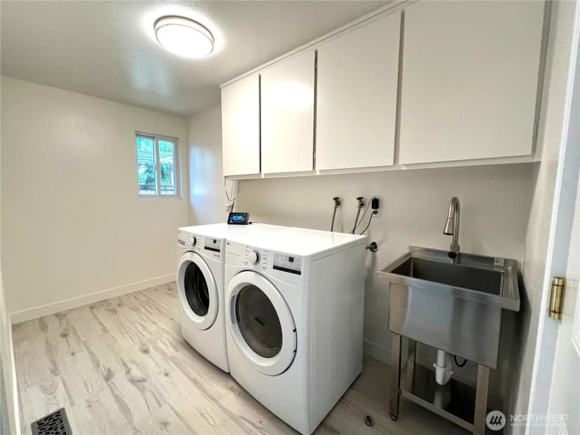 Property photo for 3826 116th Street Se, Everett photo 19