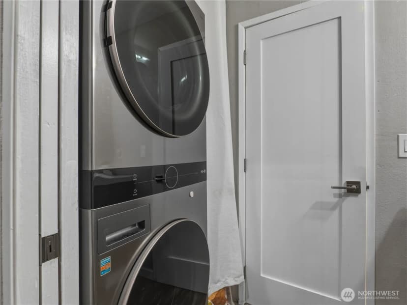 Property photo for 1111 S Atlantic Street #408, Seattle photo 14