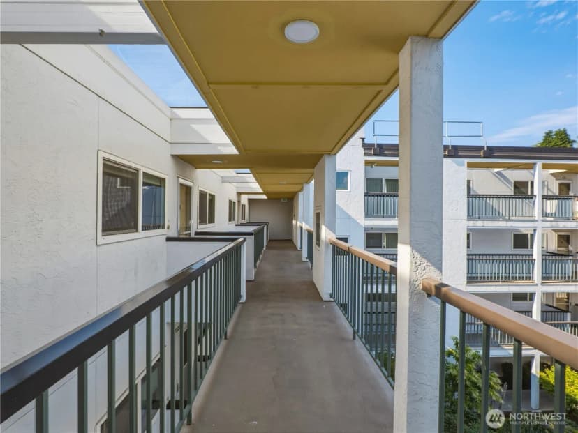 Property photo for 1111 S Atlantic Street #408, Seattle photo 27
