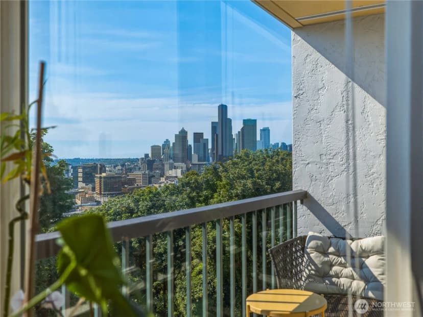 Property photo for 1111 S Atlantic Street #408, Seattle photo 25
