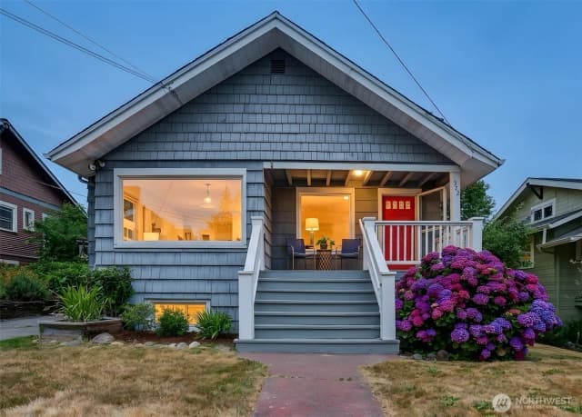 Property photo for 322 N 81st Street, Seattle, WA 98103