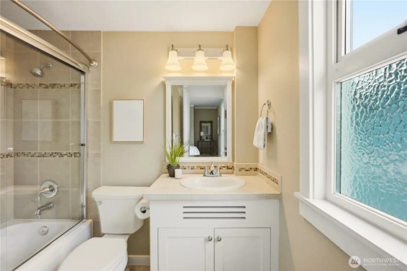 Property photo for 8903 3rd Avenue Nw, Seattle photo 20