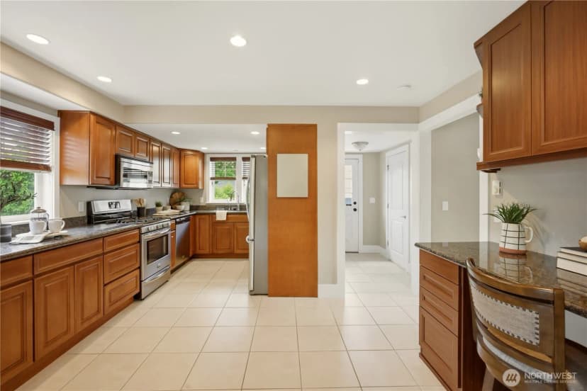 Property photo for 8903 3rd Avenue Nw, Seattle photo 10